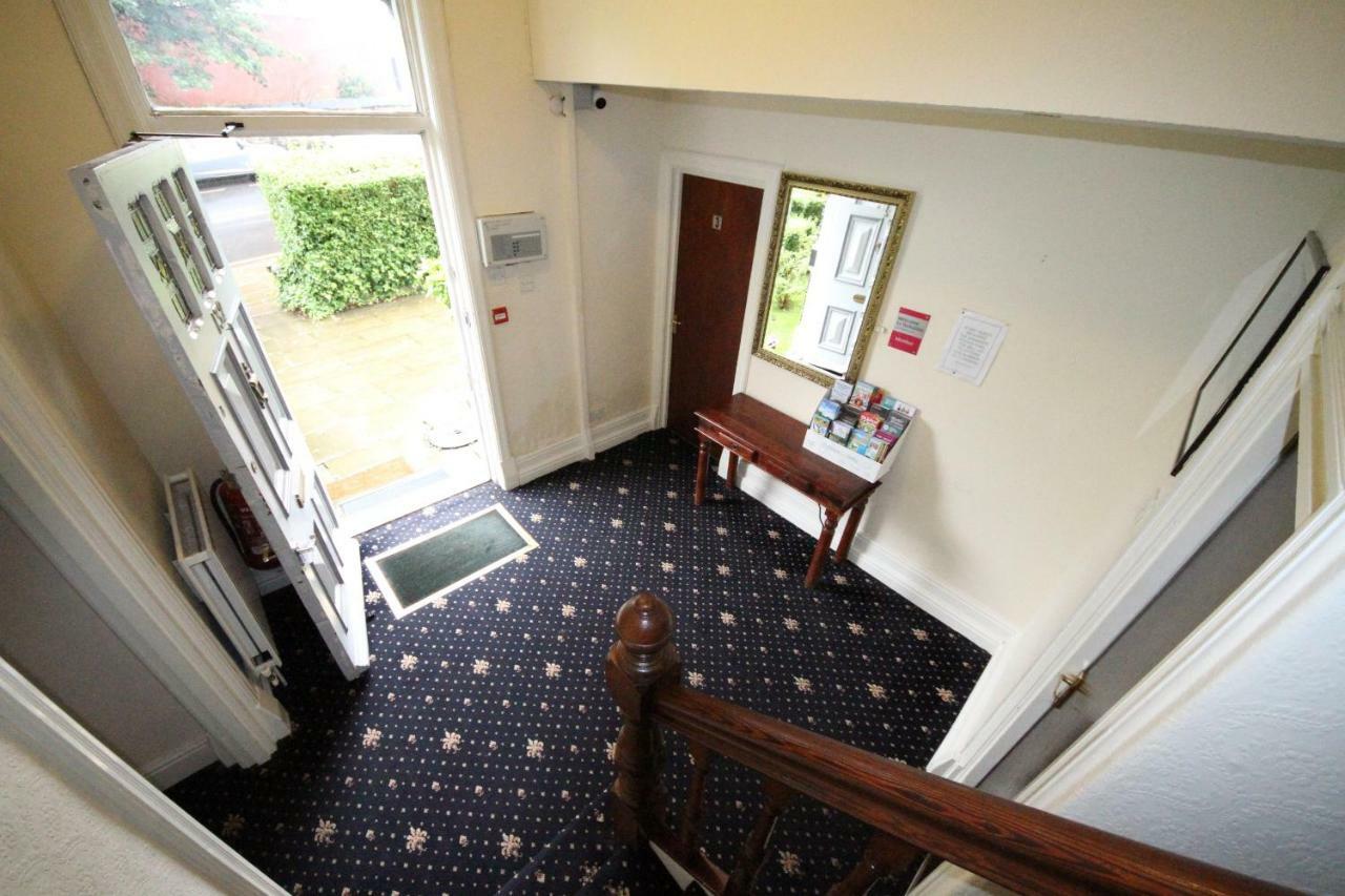 Avalon Guest House Leeds  Dış mekan fotoğraf